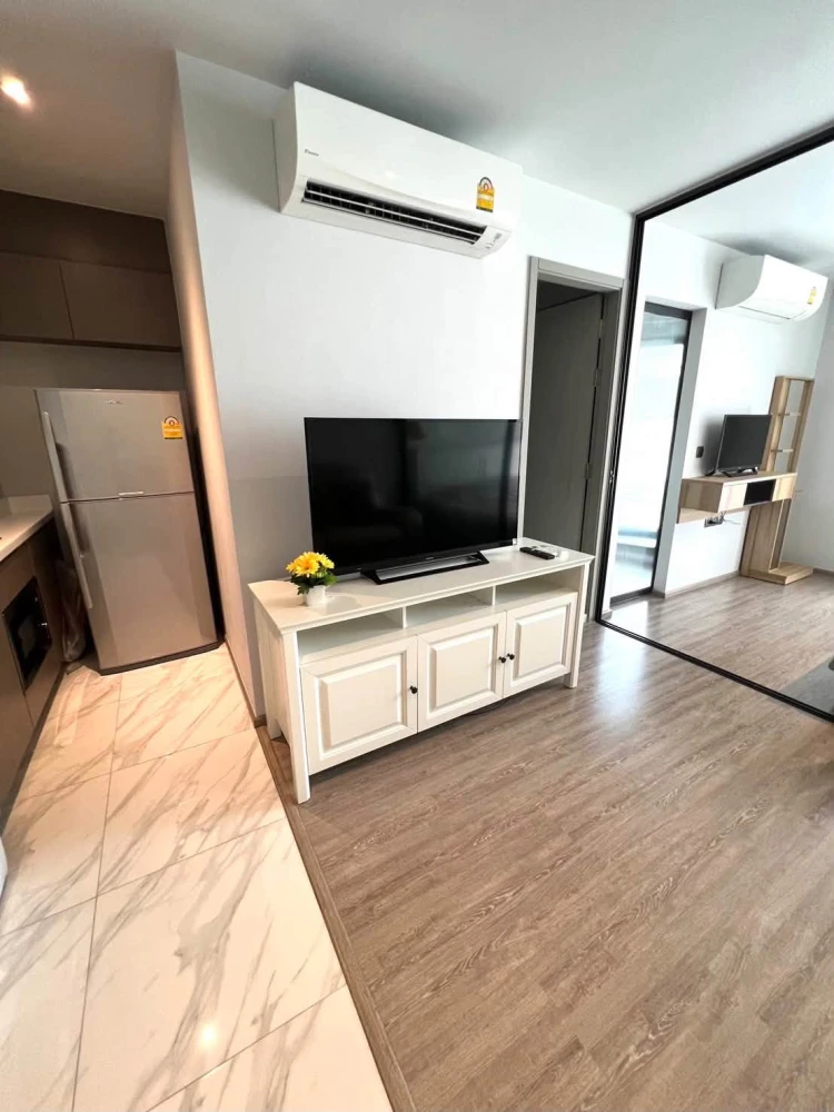 For rent condo Rhythm Ekkamai ห้องน่าอยู่ เฟอร์ เครื่องใช้ไฟฟ้าครบ ราคาอย่างโดน มาจับมาจองได้แล้ววันนี้
