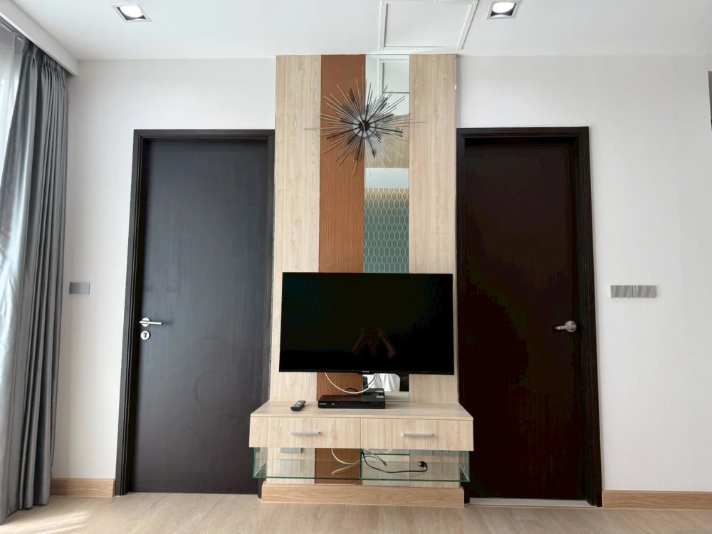 For rent condo Sky Walk & Weltz Residence ห้องกว้างขวาง ช้ัน 41 ชั้นสูง วิวสวย สะดวกครบจบที่นี่ มาจองเลย