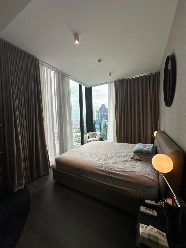 For rent condo Tait Sathorn 12, spacious room, plenty of usable space, 24th floor, high view, convenient, complete in one place, reserve now.