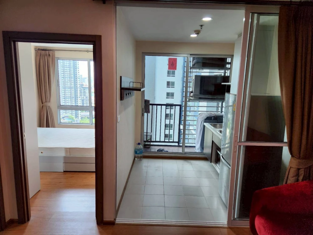 Condo for rent, The Base Sukhumvit 77, 25th floor. Unobstructed view, swimming pool view. Clean room, convenient, everything you need in one place. Bo