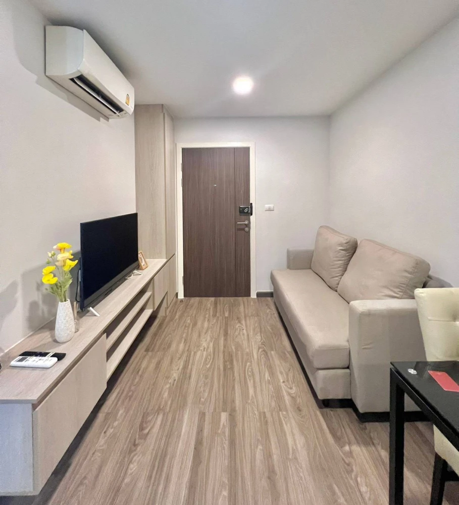 For rent condo The Collect Ratchada 32 ห้องน่าอยู่ เฟอร์ เครื่องใช้ไฟฟ้าครบ ลากกระเป๋าเข้าอยู่ได้เลย