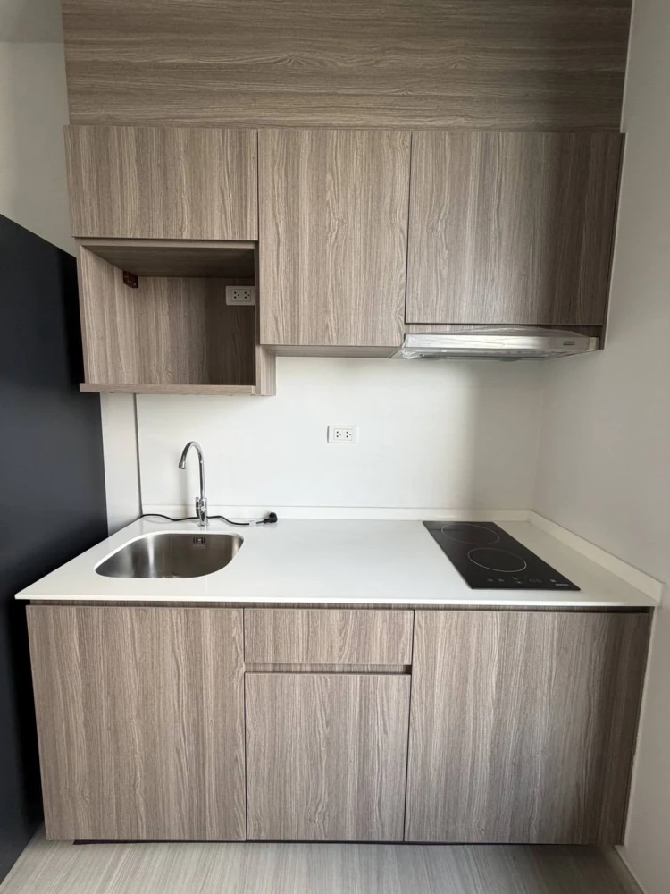 Condo for rent at The Parkland Phetkasem 56. Spacious rooms with ample usable space. Book yours today!