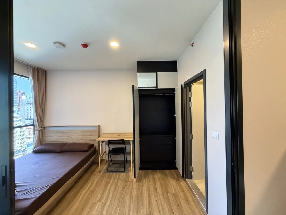 For rent condo The Stage Mindscape Ratchada–Huai Khwang ชั้น 9 มุมห้องนอนแสงดี ถ่ายคอนเทนต์สวย ราคาไม่แรงจองเลย