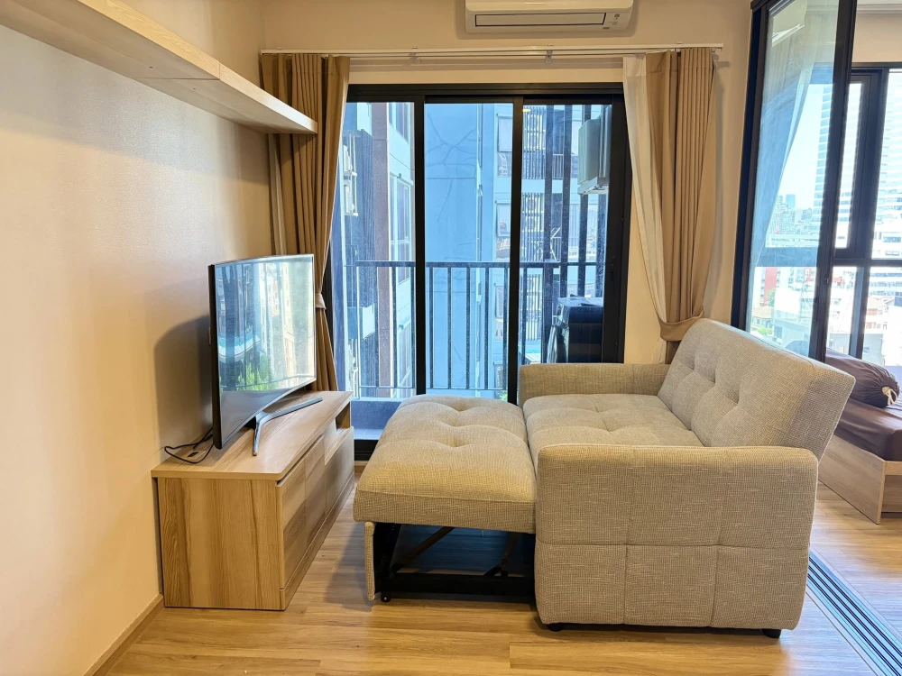 For rent condo The Stage Mindscape Ratchada–Huai Khwang ชั้น 9 มุมห้องนอนแสงดี ถ่ายคอนเทนต์สวย ราคาไม่แรงจองเลย