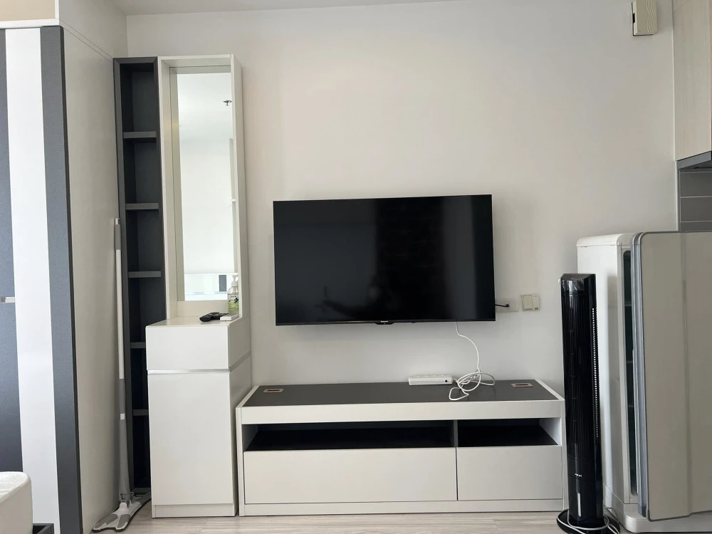 Condo for rent: Ideo Mobi Wong Sawang Interchange, studio room, 27th floor. High floor with great views. Convenient and complete amenities. Book now!