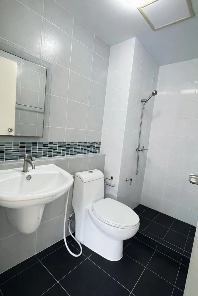 For rent D-Condo Onnut–Suvarnabhumi ห้องสตูดิโอ ชั้น 5 มาพร้อมสิ่งอำนวยความสะดวกครบ จองเลย