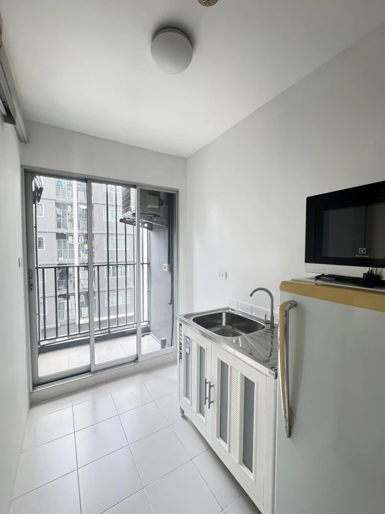 For rent D-Condo Onnut–Suvarnabhumi ห้องสตูดิโอ ชั้น 5 มาพร้อมสิ่งอำนวยความสะดวกครบ จองเลย