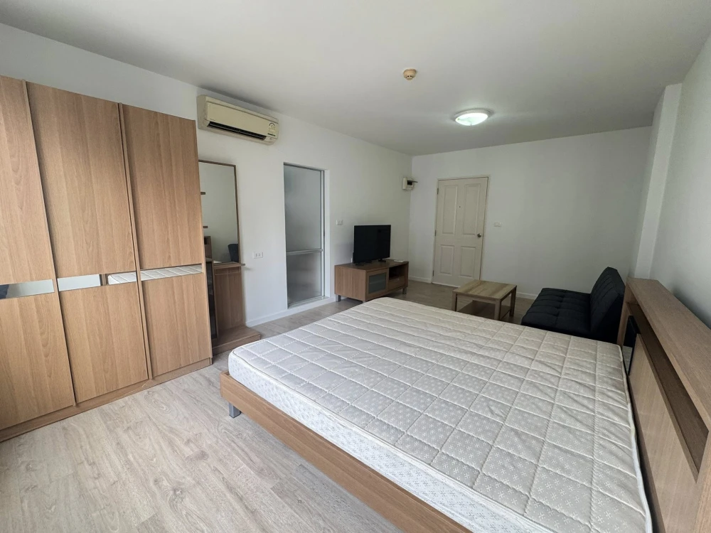 For rent: D-Condo Onnut–Suvarnabhumi, studio room, 5th floor, fully furnished. Book now!