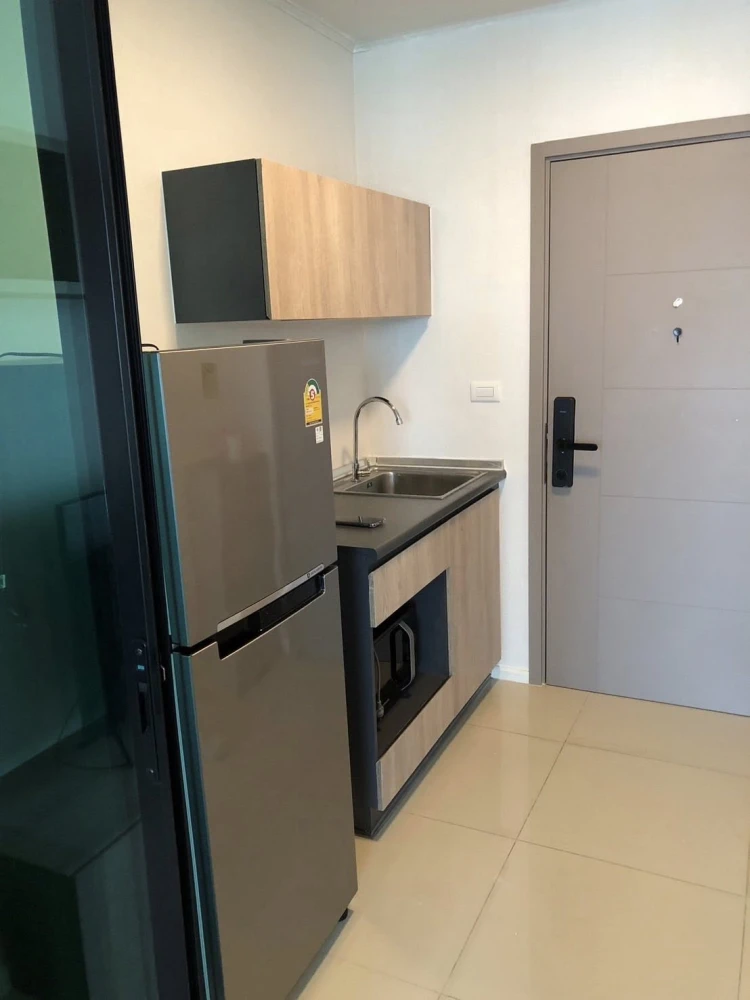 For rent dcondo Hideaway Rangsit ห้องพร้อมอยู่ เฟอร์ เครื่องใช้ไฟฟ้าครบ มาแต่ตัวเข้าอยู่ได้เลย อย่าพลาด