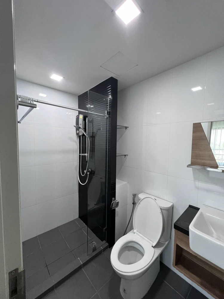 For rent Elite Salaya ห้องพร้อมอยู่ เฟอร์ เครื่องใช้ไฟฟ้าครบ มาแต่ตัวเข้าอยู่ได้เลย คุณต้องไม่พลาด