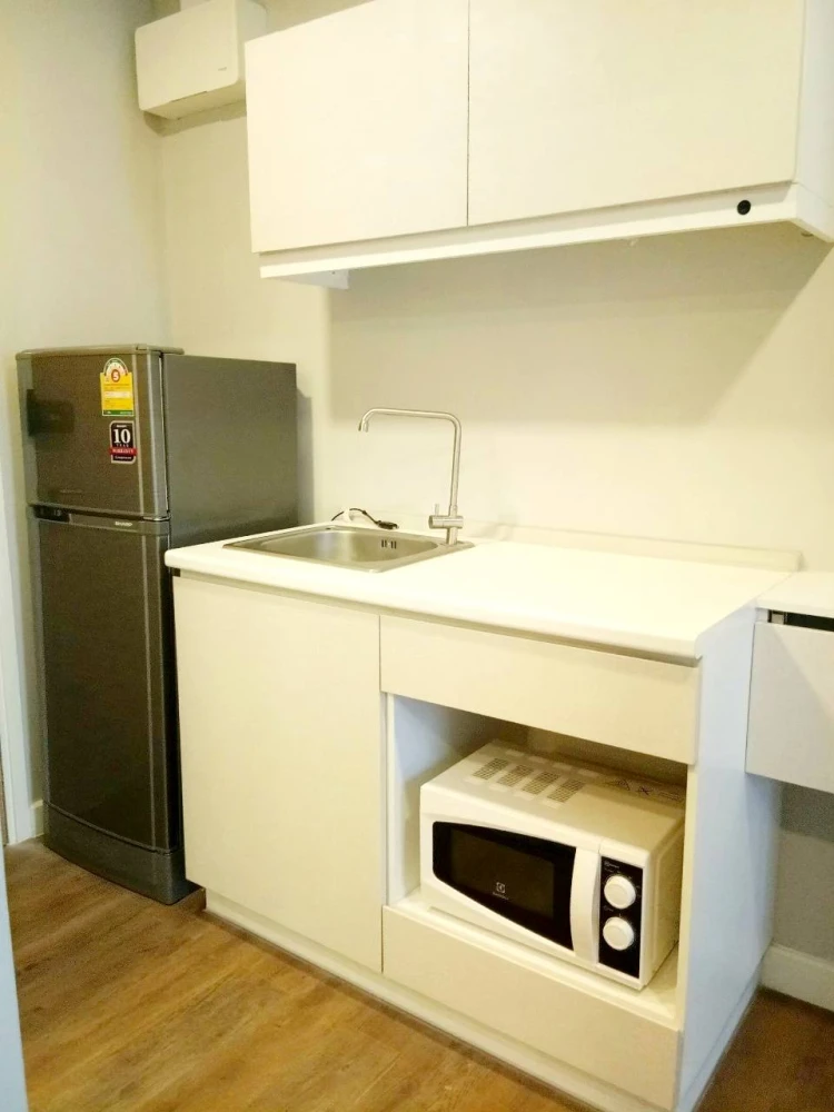 For rent Esta Bliss ห้องกั้นแยกเป็นสัดส่วน แบ่งโซนลงตัว ราคาอย่างโดน รีบมาจับมาจองเลย