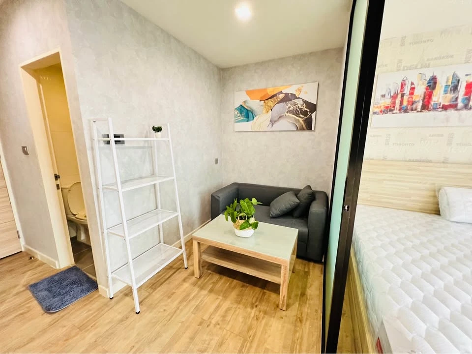 For rent H2 Ramintra 21, separate rooms, perfectly divided into zones, wallpapered throughout the room, book now.
