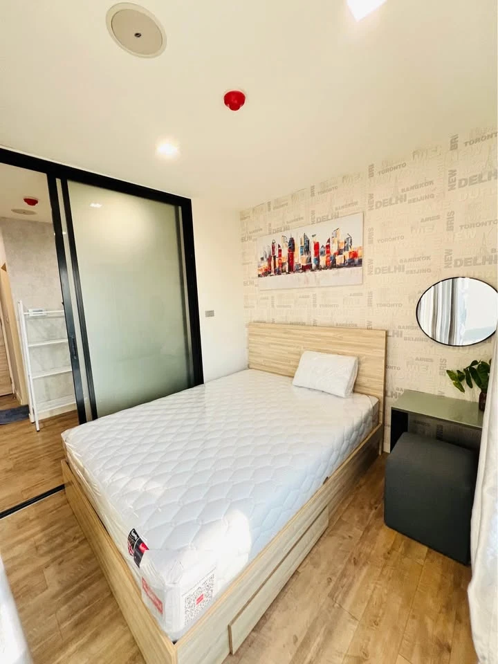 For rent H2 Ramintra 21, separate rooms, perfectly divided into zones, wallpapered throughout the room, book now.