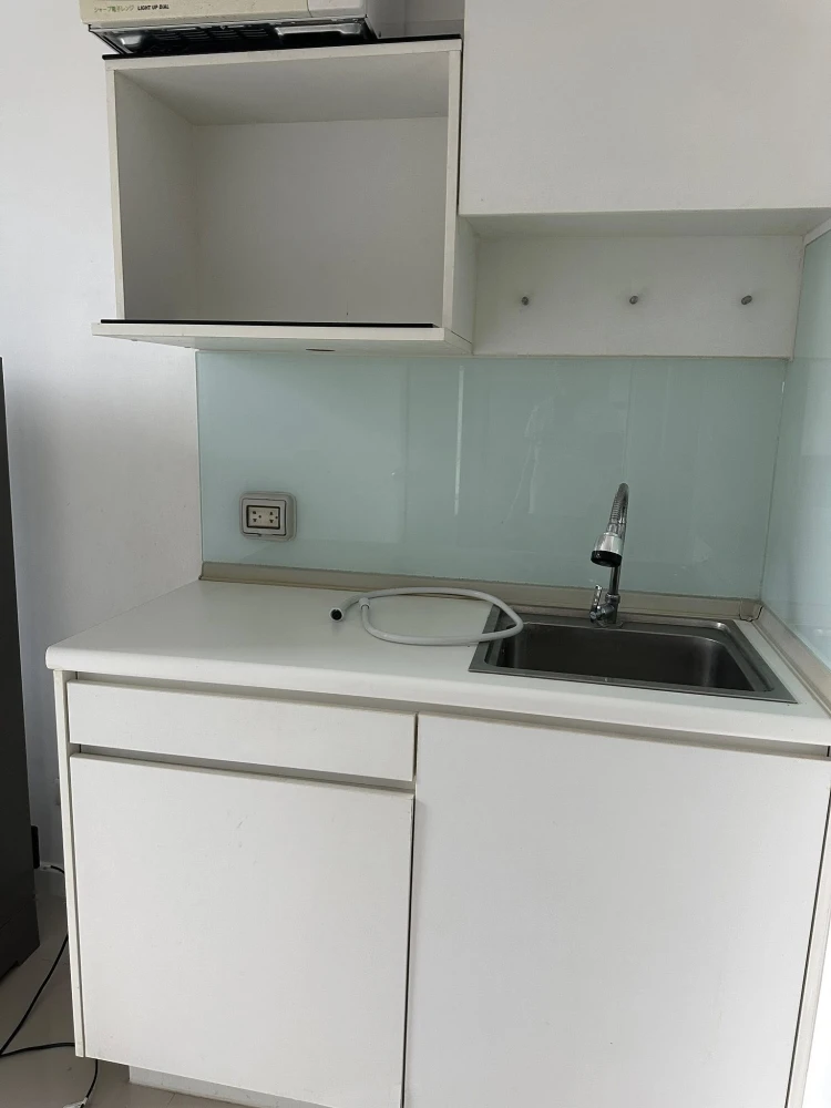For rent I codo salaya ห้องกั้นแยกเป็นสัดส่วน แบ่งโซนลงตัว ราคาดี ไม่จองแล้วจะเสียดายทีหลัง
