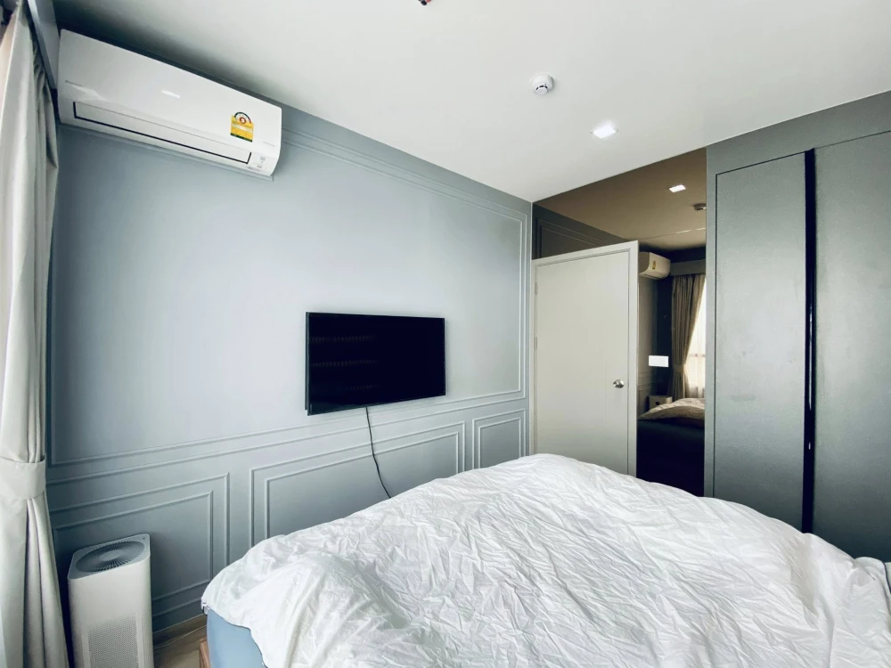 For rent IDEO NEW RAMA9 ห้องน่าอยู่ บิ้วอินท์อย่างดี ราคาอย่างโดน มาจับมาจองได้แล้ว อย่าพลาดเด็ดขาด