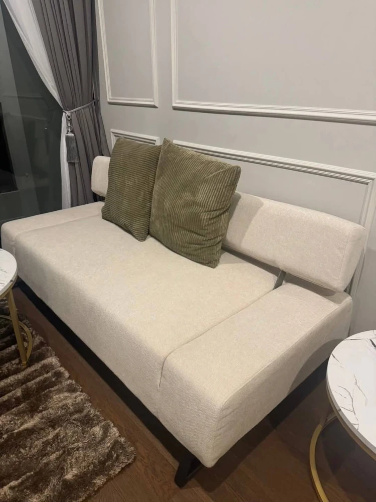 For rent IDEO Q Sukhumvit 36, decorated room, built in throughout the room, 17th floor, high view, must book now, don't wait.