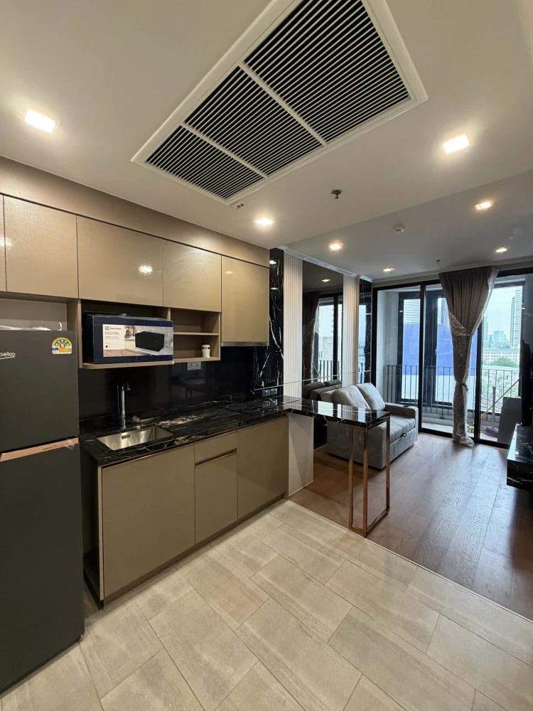 For rent Ideo Q Victory ห้องแต่งน่าอยู่ บิ้วอินท์จัดเต็ม เฟอร์ เครื่องใช้ไฟฟ้าครบ ลากกระเป๋าเข้าอยู่ได้เลย