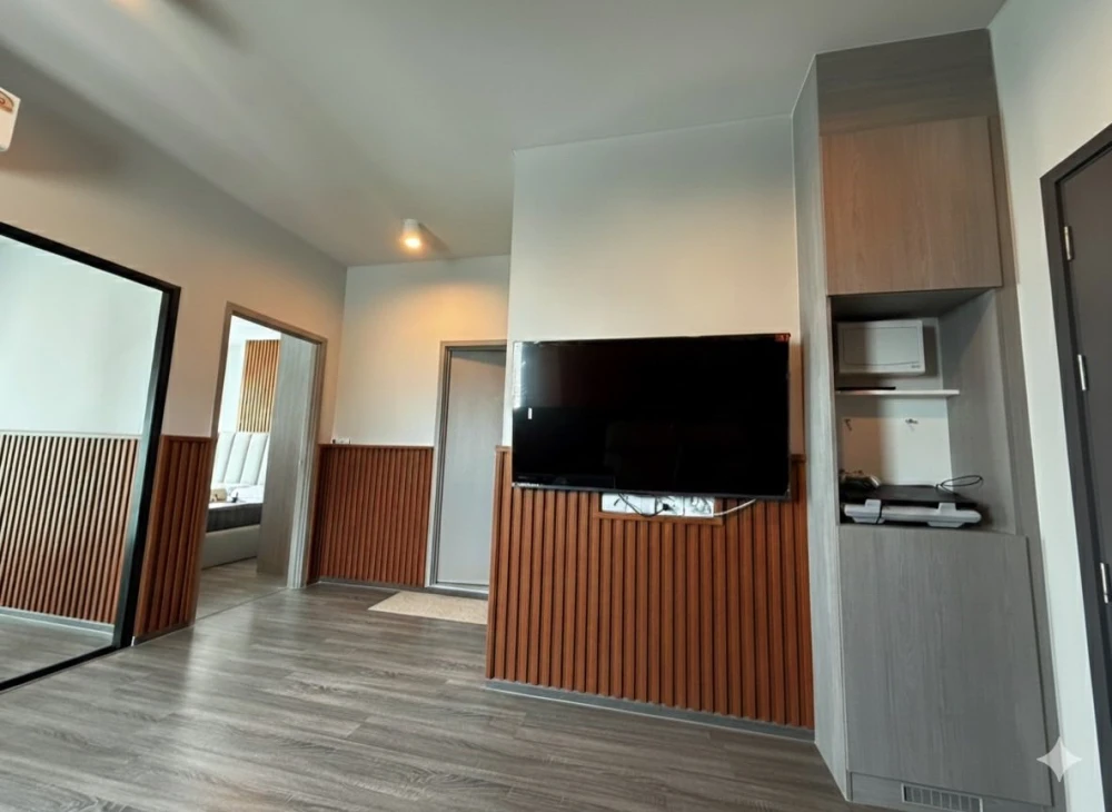 For Rent Ideo Ramkhamhaeng – Lamsali Station, spacious room, lots of usable space, if you don't reserve, you'll regret it.