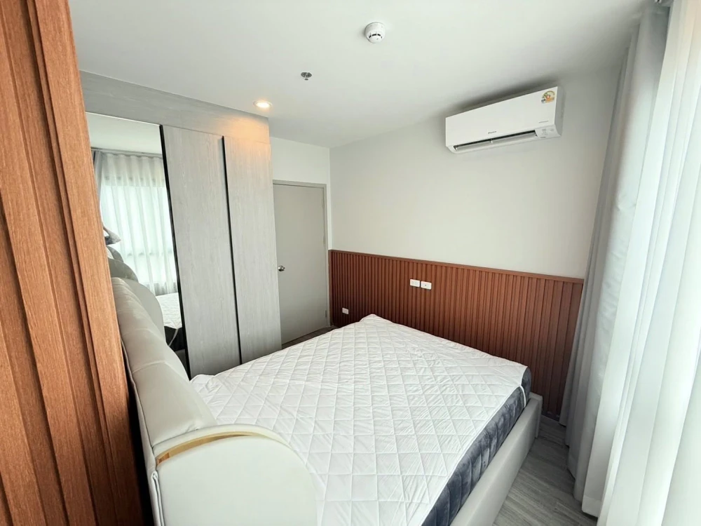 For Rent Ideo Ramkhamhaeng – Lamsali Station, spacious room, lots of usable space, if you don't reserve, you'll regret it.