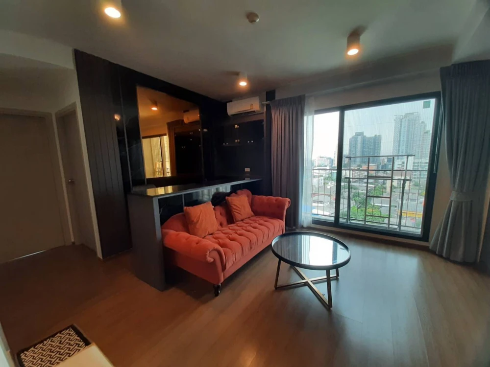 For rent Ideo Ratchada-Sutthisan, corner room with privacy, clearly divided zones, come and reserve it now.