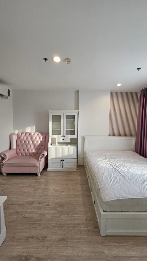 For rent Ideo Sathorn-Thaphra, studio room, 23rd floor, high view, affordable price, complete in one place, must not miss