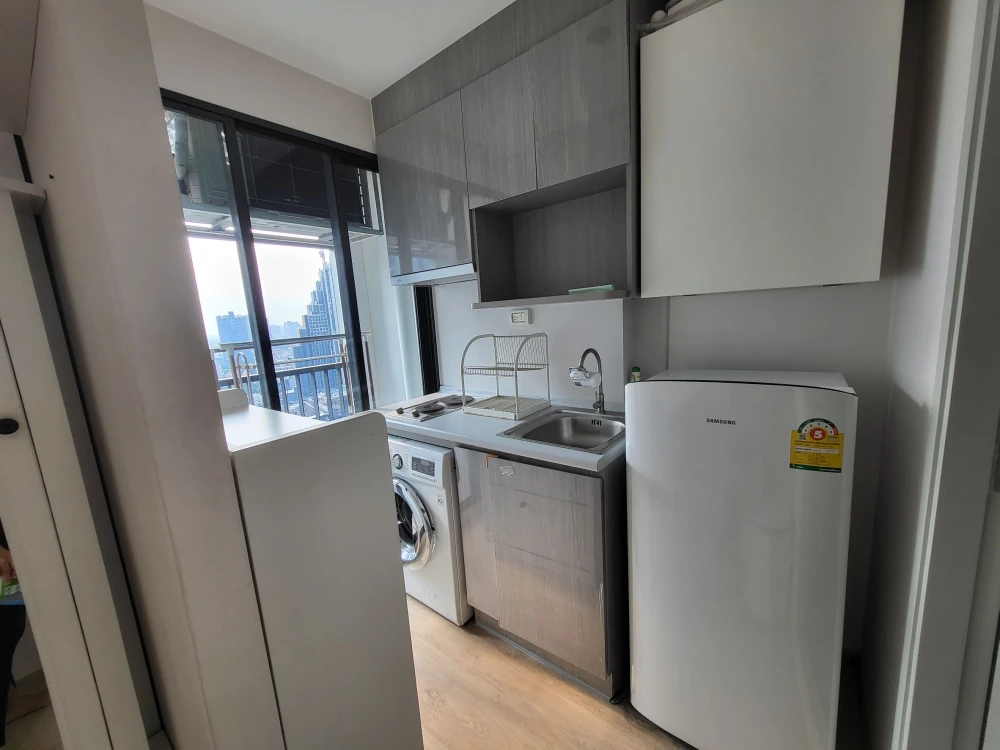 For rent Ideo Sathorn-Thaphra, studio room, 23rd floor, high view, affordable price, complete in one place, must not miss