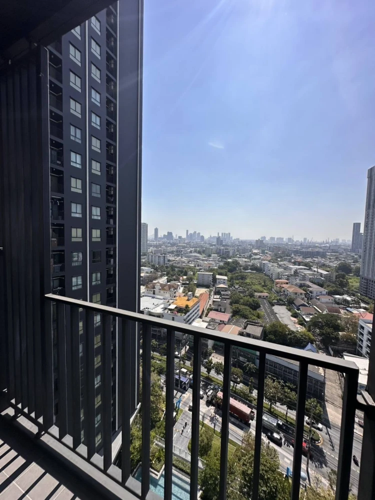 For Rent IDEO Sukhumvit rama4, 17th floor, city view, decorated room, built-in, ready to move in, hurry to move in