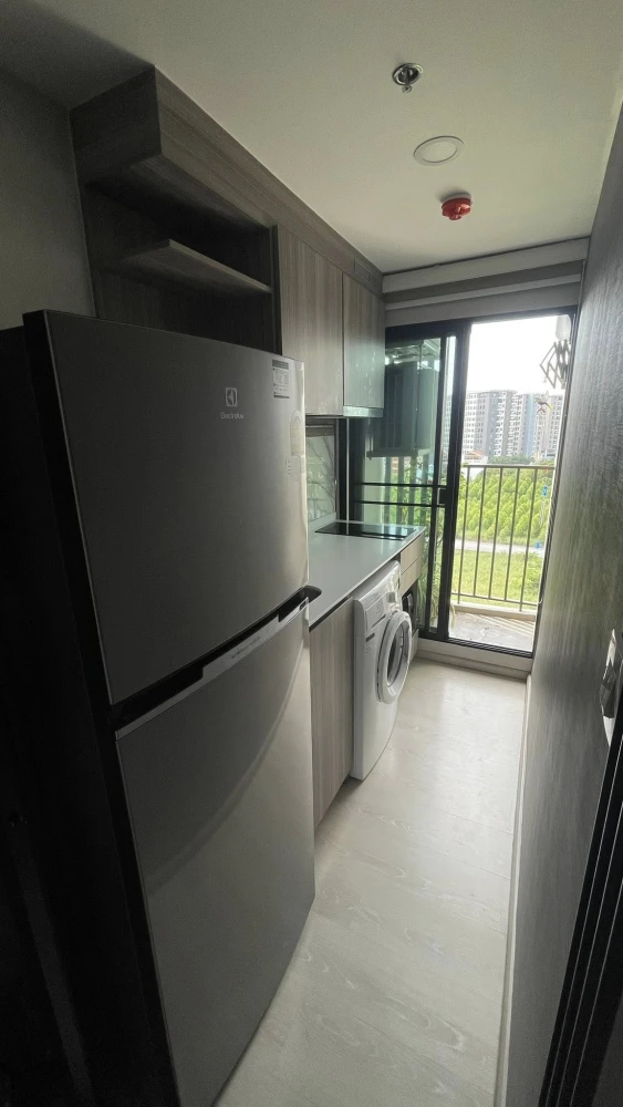 For rent Knightsbridge Phaholyothin Interchange, ready to move in, complete here, you must book now.