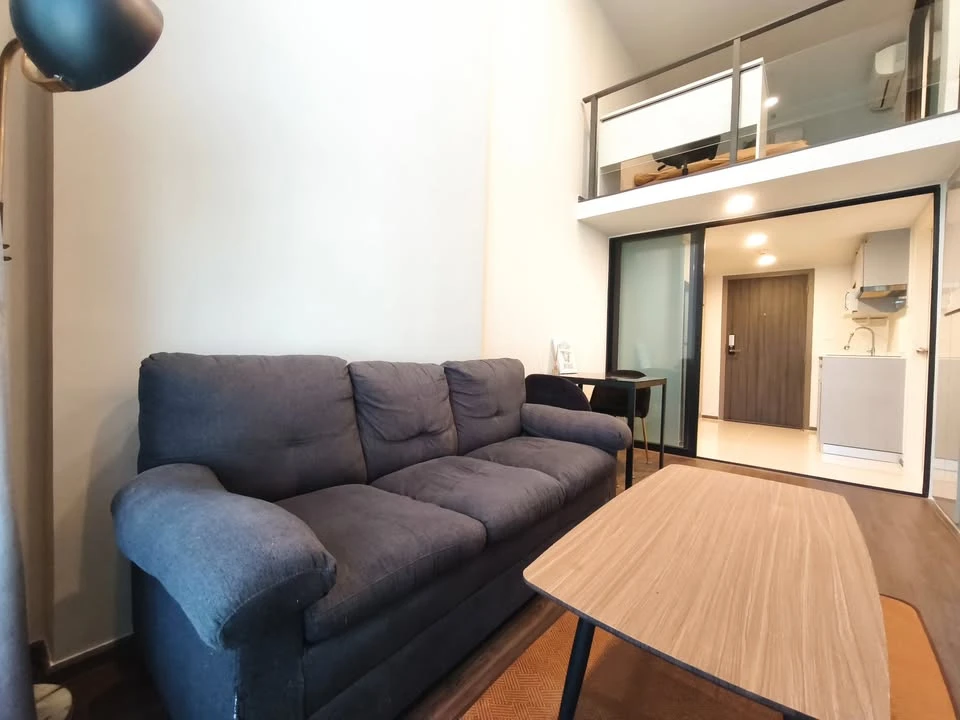 FOR RENT Knightsbridge Space Rama 9 ห้องพร้อมอยู่ เฟอร์ เครื่องใช้ไฟฟ้าครบ รีบมาจับมาจองเลยจ้า อย่าพลาด