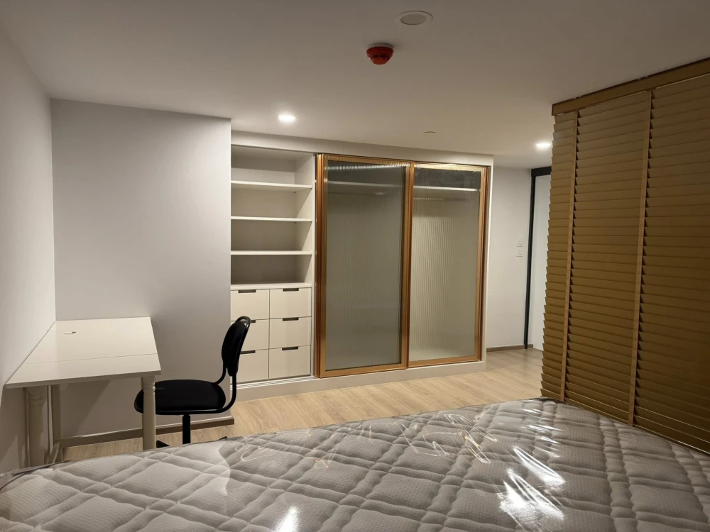 For rent Life asoke-rama4 ห้องน่าอยู่ เฟอร์ เครื่องใช้ไฟฟ้าครบ ราคาอย่างคุ้ม คุณต้องไม่พลาดเลย