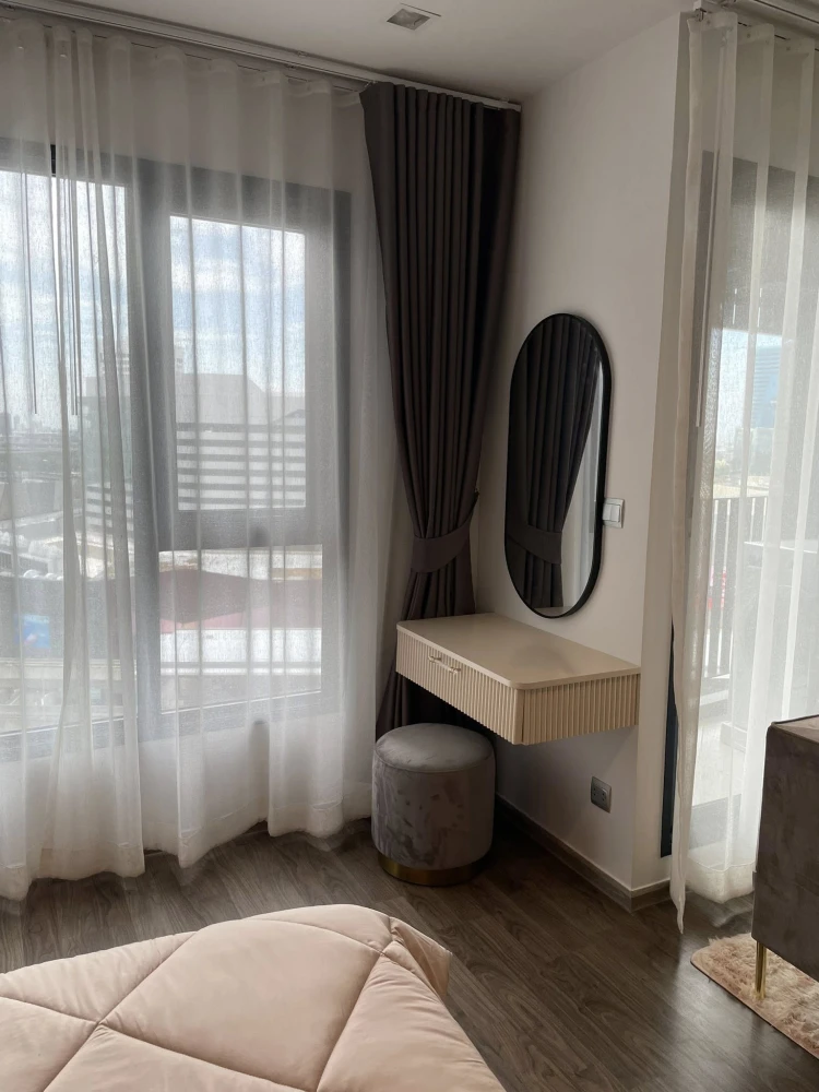 For rent Life Ladprao Valley, 18th floor, high view, comes with a very good price, hurry up and reserve, don't let it slip away.