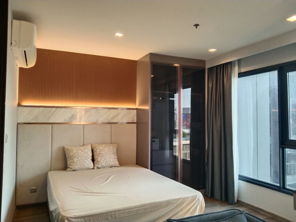 For rent Life Ladprao Valley, ready to move in, fully furnished, all in one place, great price, you must hurry to reserve now.