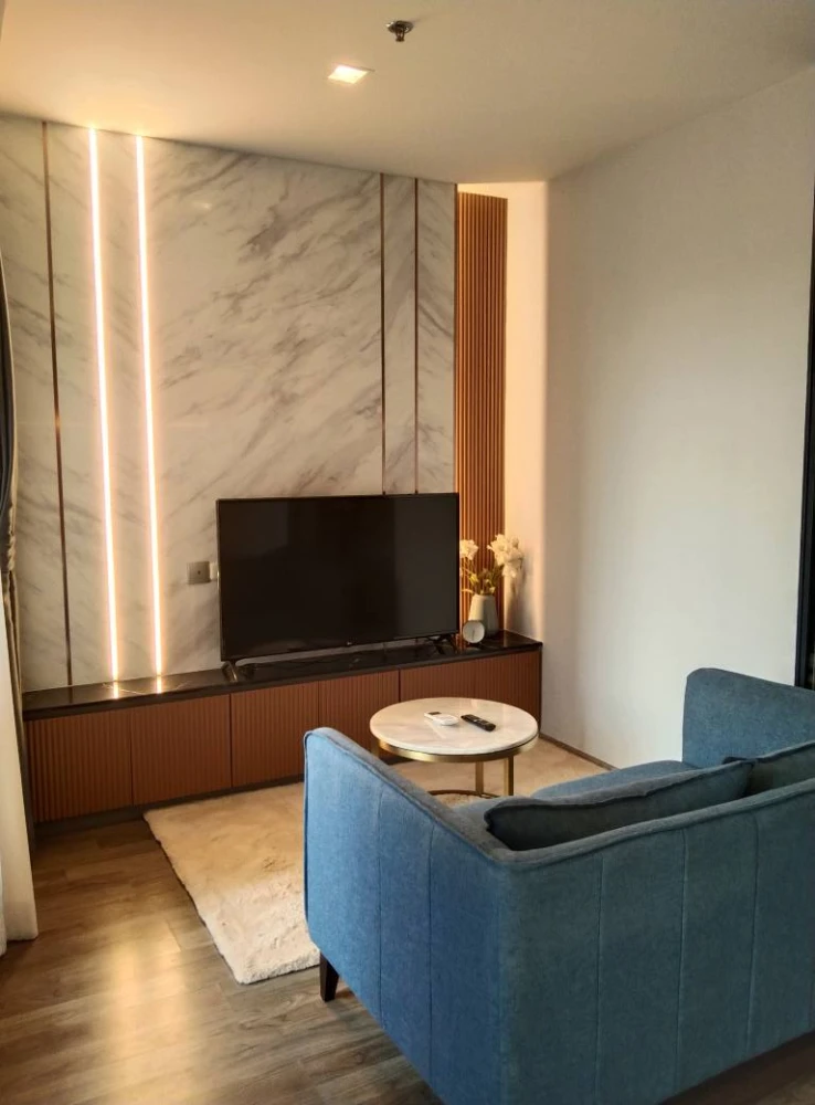 For rent Life Ladprao Valley, ready to move in, fully furnished, all in one place, great price, you must hurry to reserve now.