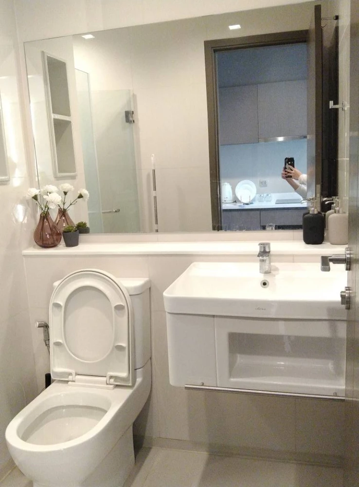 For rent Life Ladprao Valley, ready to move in, fully furnished, all in one place, great price, you must hurry to reserve now.