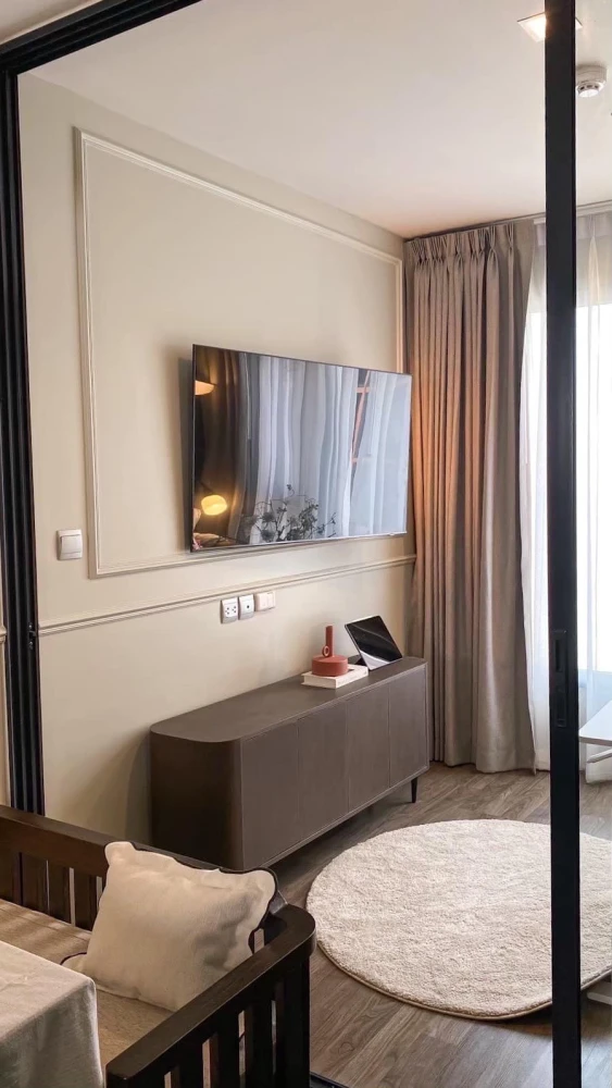 FOR RENT LIFE LADPRAO Valley, fully furnished room, complete with furniture and electrical appliances, good price, book now!
