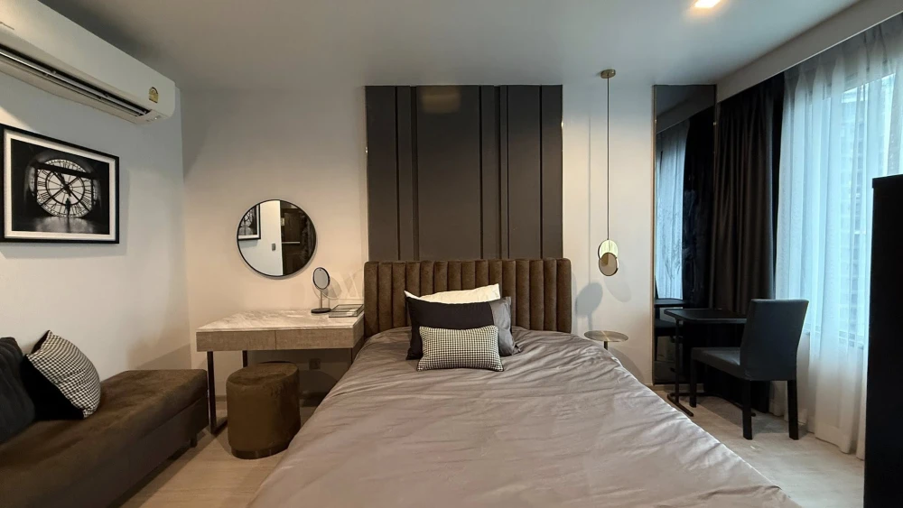 For Rent Life Ladprao, a beautifully decorated room with complete amenities. Just bring your belongings and move in. Don't miss out!