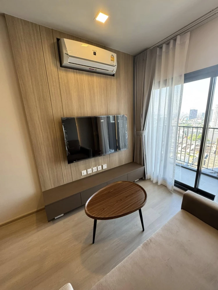 For rent Life Phahon-Ladprao, 27th floor, Dan Neramit view, North direction, furnished, ready to move in, don't miss it.