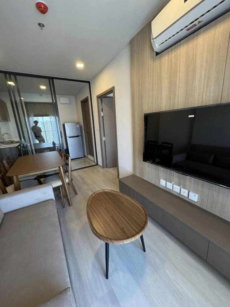 For rent Life Phahon-Ladprao, 27th floor, Dan Neramit view, North direction, furnished, ready to move in, don't miss it.