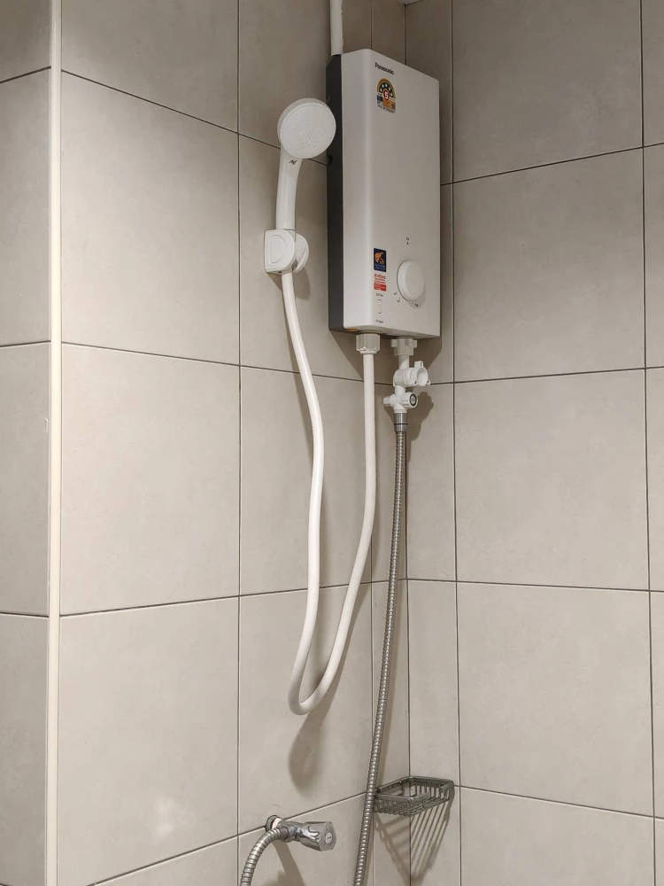 For rent Lumpini Condo Town Ramintra – Nawamin ห้องตกแต่งสไตล์มินิมอล แสงสวย ชั้น24 มาจองเลย อย่รอช้า