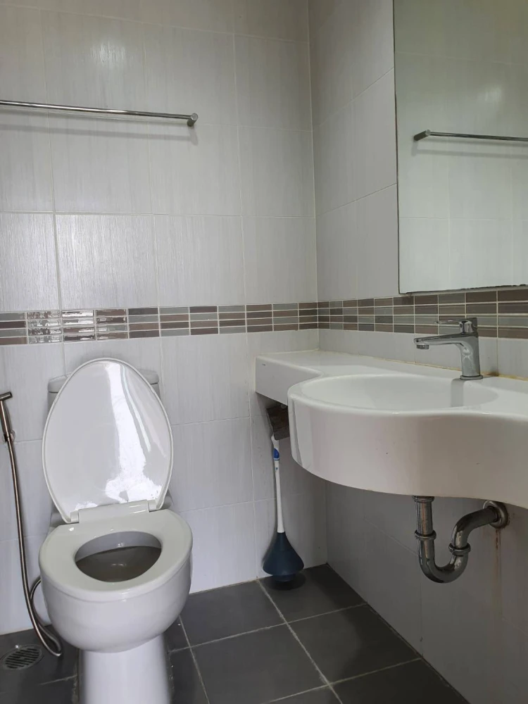 For rent Lumpini Park Rama 9 Rachada ห้องน่าอยู่ ชั้น 17 ได้วิวสูง เฟอร์ เครื่องใช้ไฟฟ้าครบ ราคาดี จองเลย