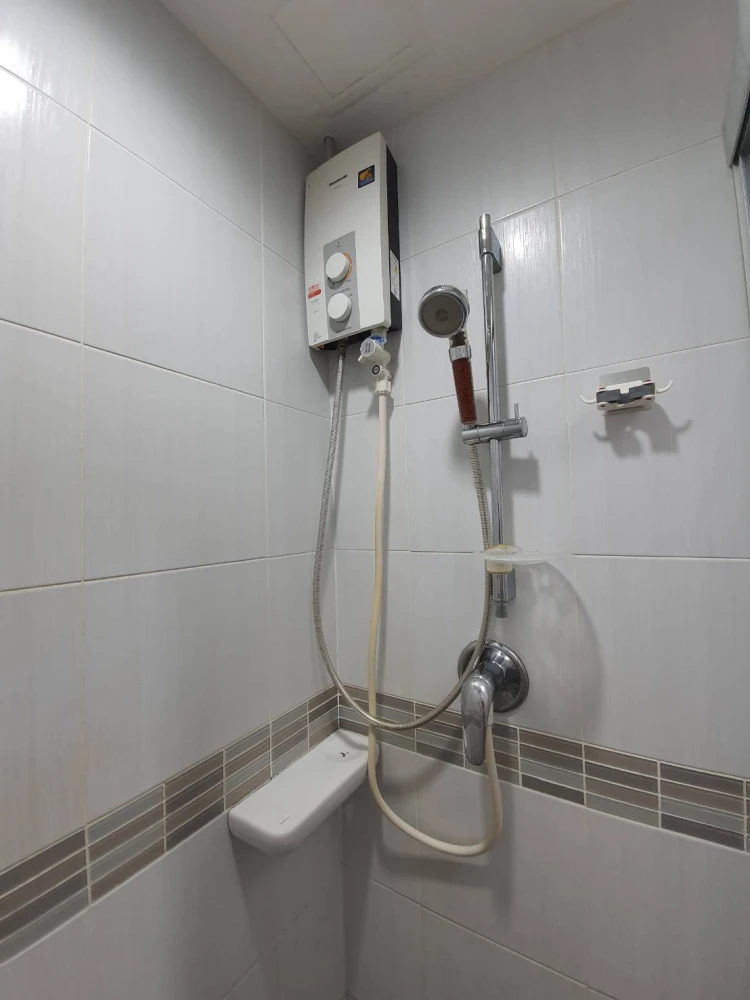 For rent Lumpini Park Rama 9 Rachada ห้องน่าอยู่ ชั้น 17 ได้วิวสูง เฟอร์ เครื่องใช้ไฟฟ้าครบ ราคาดี จองเลย