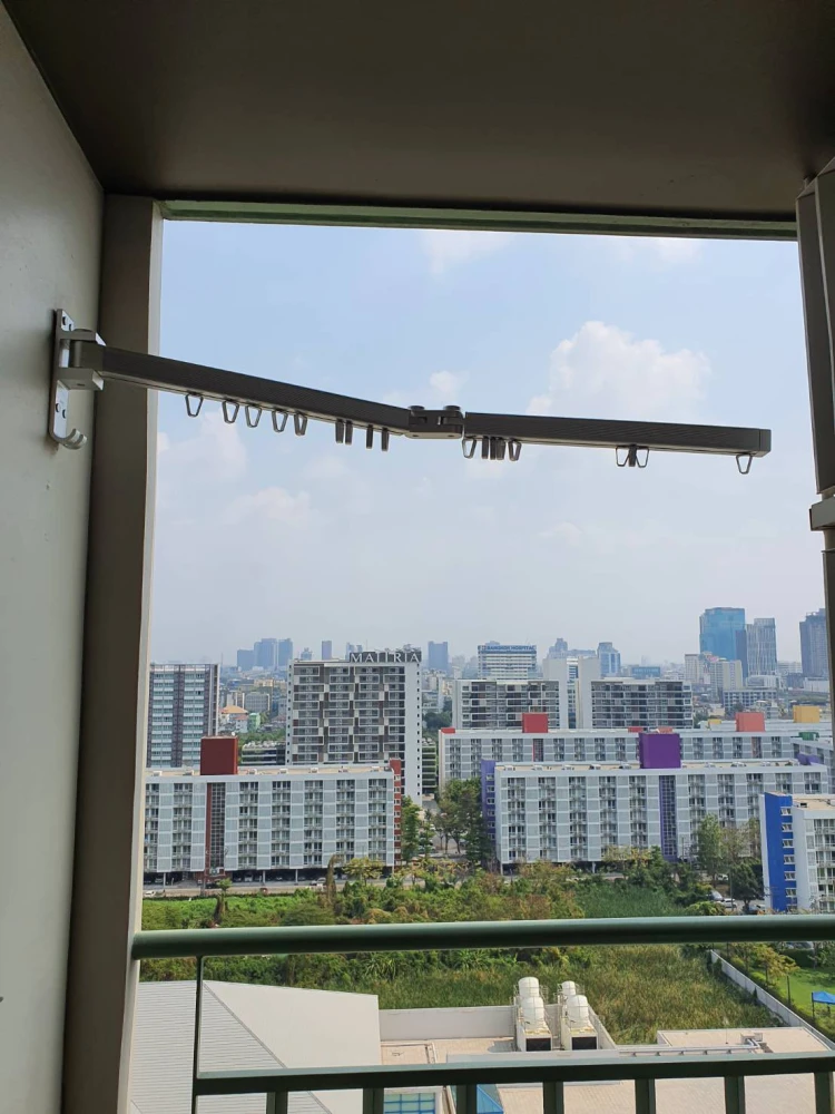 For rent: Lumpini Park Rama 9 Rachada. Nice room on the 17th floor with a great view. Fully furnished with appliances. Good price. Book now!