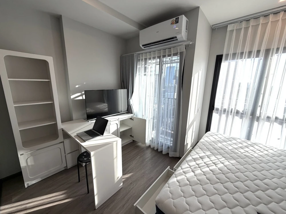 For rent: Metris District Ladprao. Ready to move in, fully furnished. Book now! Don't miss out!
