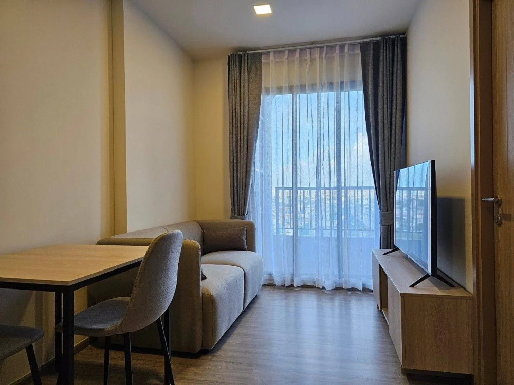 For rent NIA by Sansiri, a nice room with full facilities. You will regret not booking.