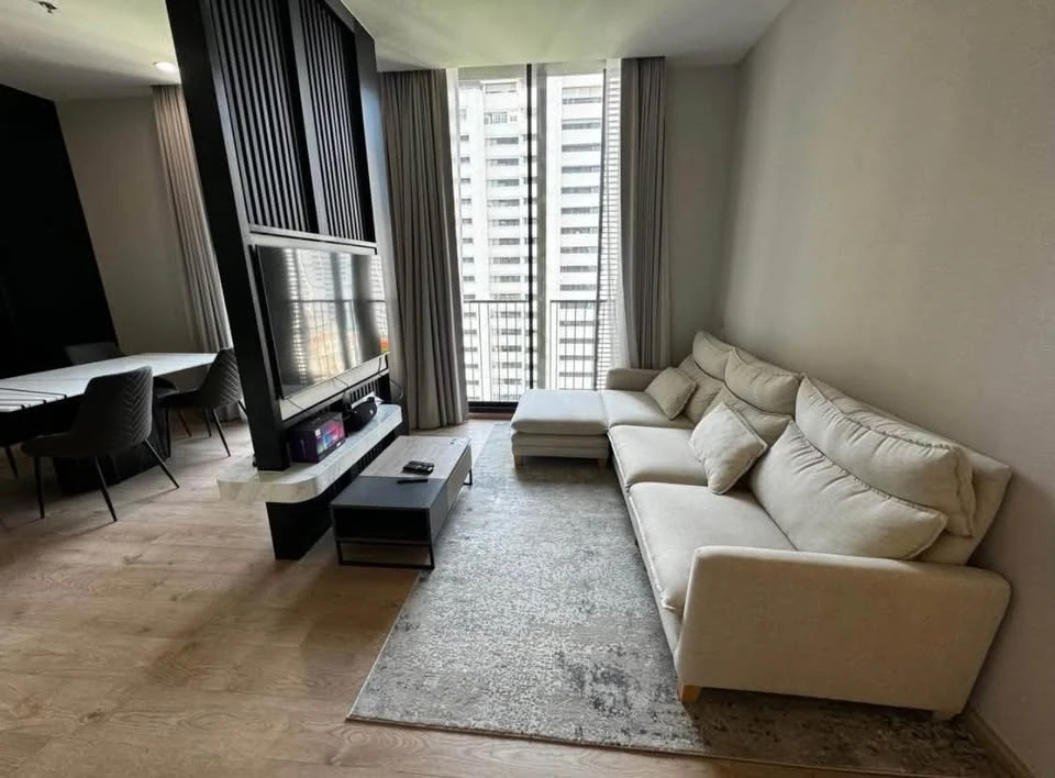 For rent Noble BE19 ห้อง built-in ทั้งห้อง ตกแต่งครบพร้อมอยู่ เพดานสูง 3 เมตร เหมือนอยู่บ้าน จองเลย