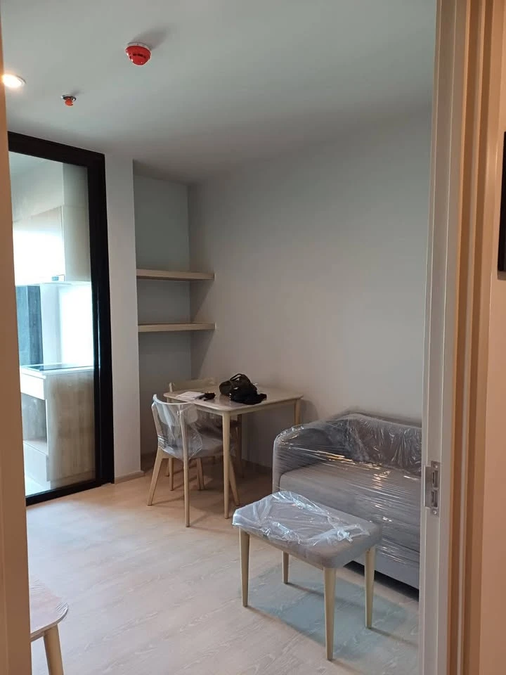 For rent Noble NUE Mega Plus Bangna, 10th floor, beautiful garden view, large size, airy and cool, book now