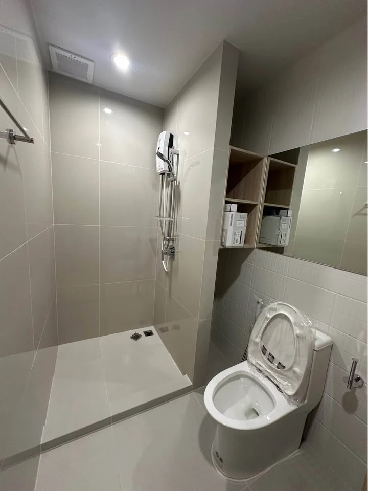 For rent Noble NUE Mega Plus Bangna, a nice room, lots of usable space. If you don't book, you'll regret it later.