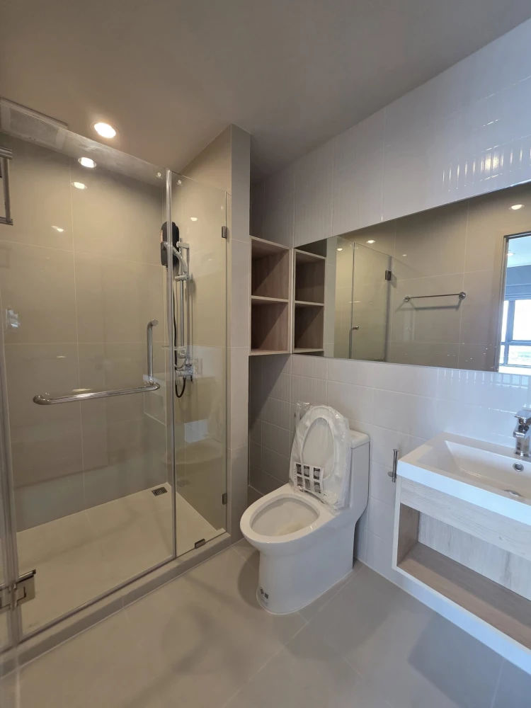 For rent Noble NUE Mega Plus Bangna, ready to move in, complete facilities, hurry and book before you miss out.