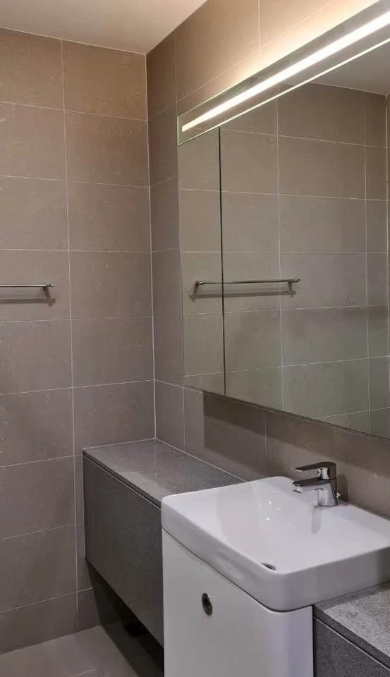 For Rent: Noble Ploenchit ห้องพร้อมอยู่ เฟอร์ เครื่องใช้ไฟฟ้าครบ ลากกระเป๋าเข้าอยู่ได้เลย อย่าพลาด