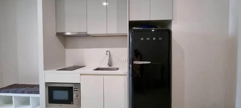 For Rent: Noble Ploenchit ห้องพร้อมอยู่ เฟอร์ เครื่องใช้ไฟฟ้าครบ ลากกระเป๋าเข้าอยู่ได้เลย อย่าพลาด